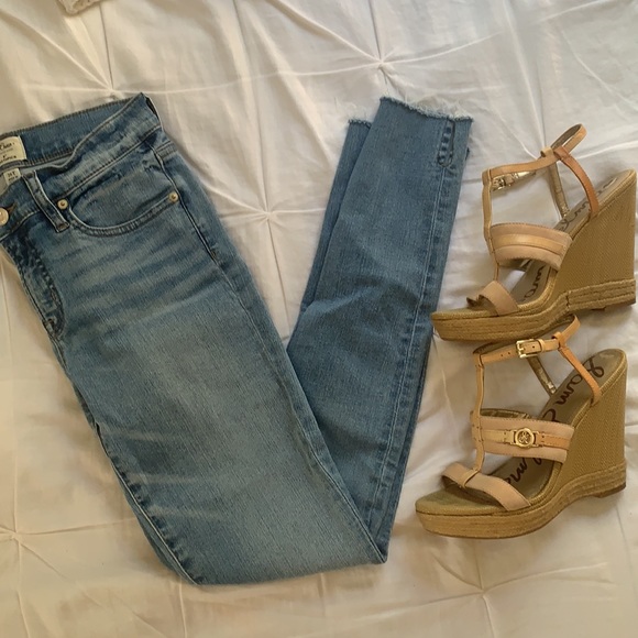 J crew 8" toothpick jean in Light wash - Picture 7 of 9